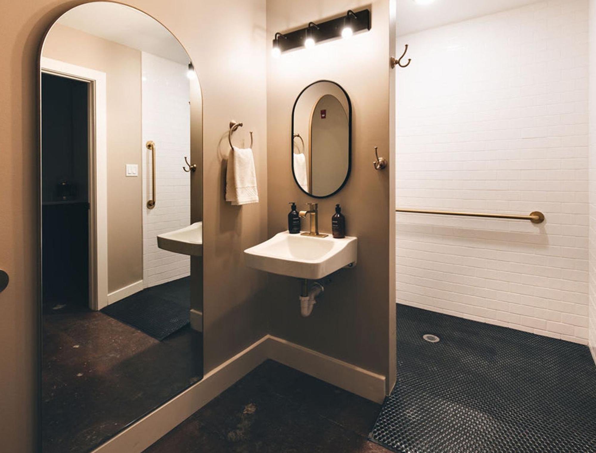 The Bellwether Hotel 루이빌 외부 사진